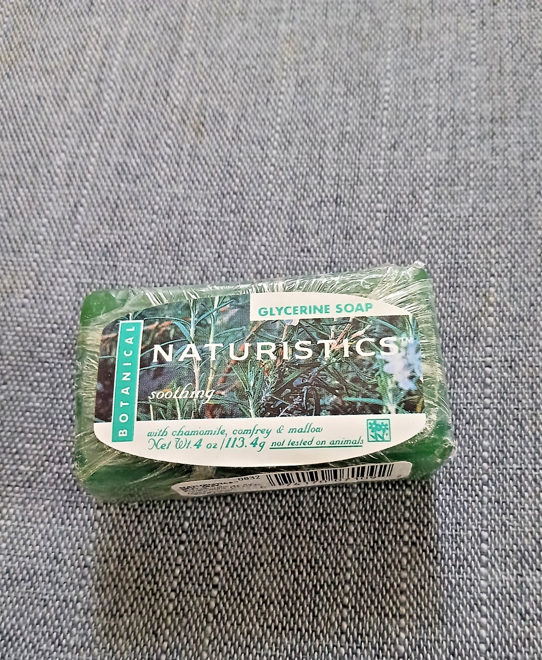 Vintage Naturistics Botanicals Soothing Glycerin 4 oz Bar Soap SEALED