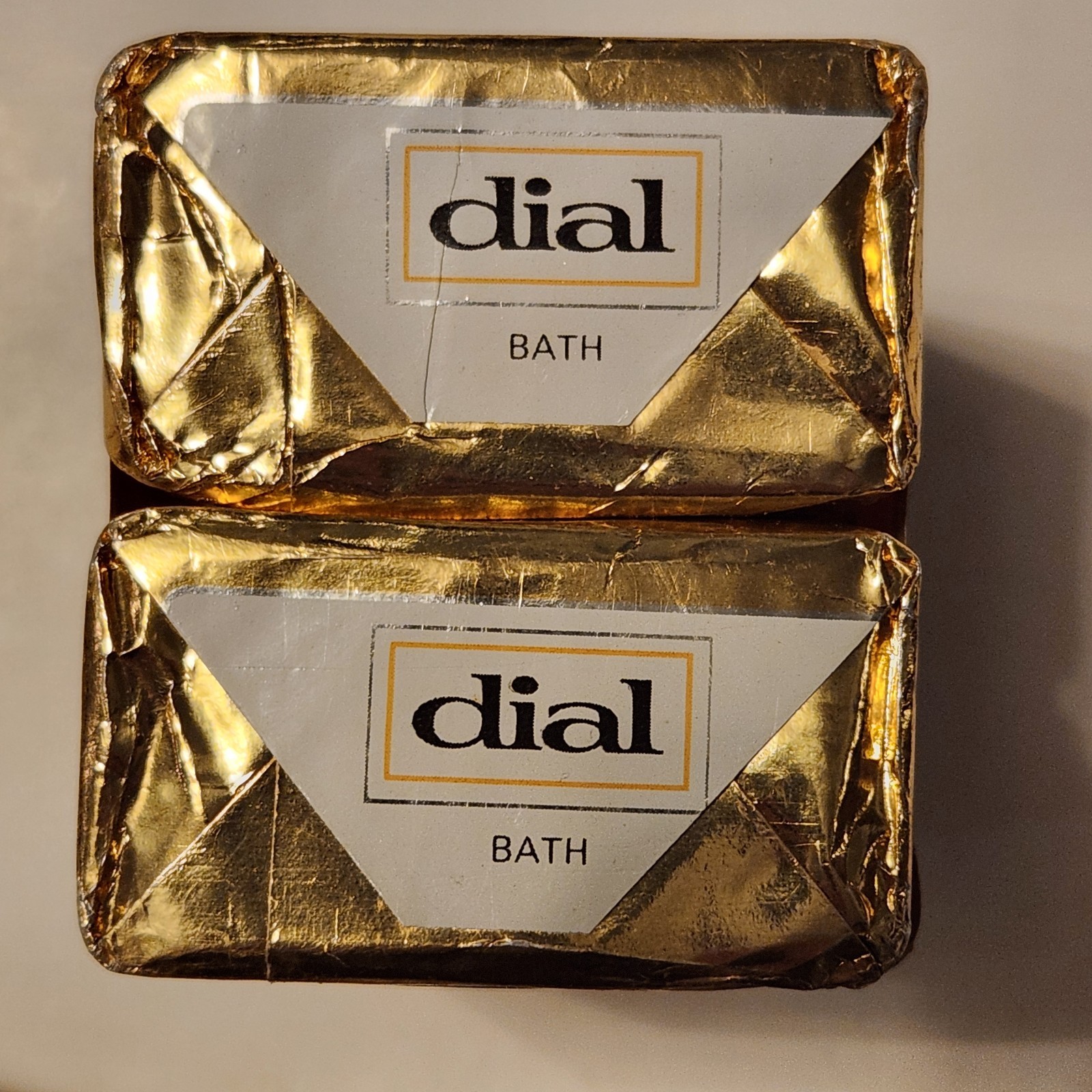 Vintage Dial Gold Foil Bar Soap Lot Of 8 Made In USA Bath Regular