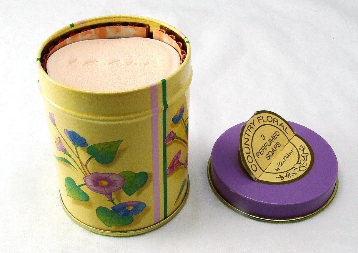 Ben Rickert COUNTRY FLORAL 3 Perfumed Soap Bars in Metal Canister 3.5 oz NEW