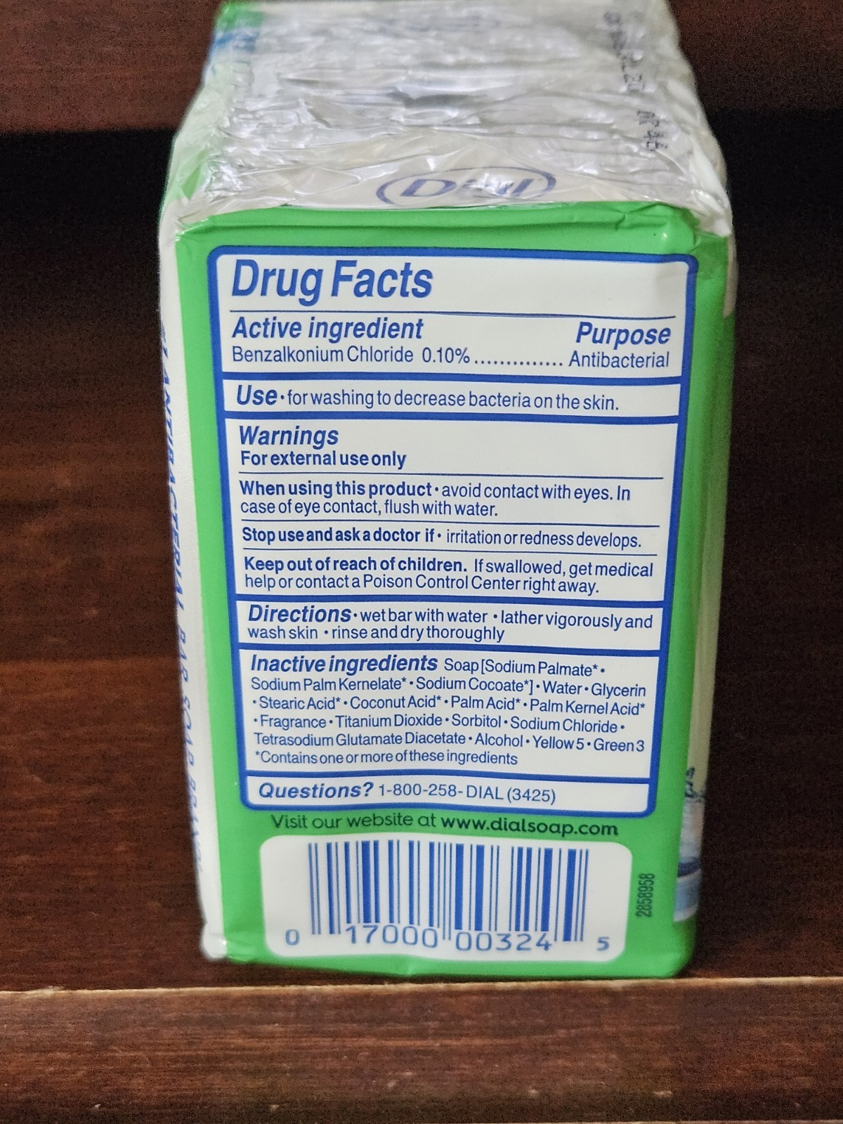 NEW Dial Refresh Renew 3 Pack Antibacterial Bar Soap