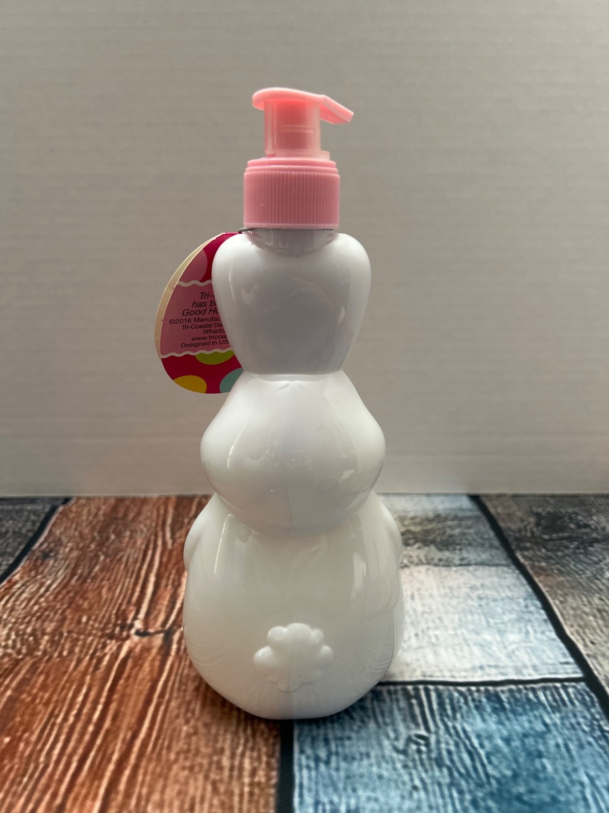 Simple Pleasures Strawberry Sugar Bunny Soap 10.6oz