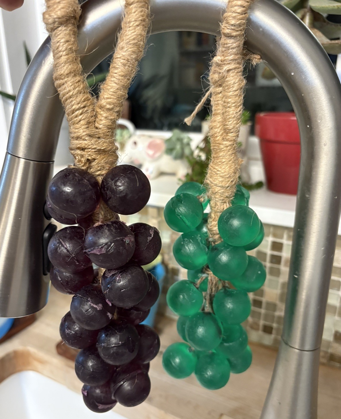 Artisan Soaps: Scented Grape Cluster