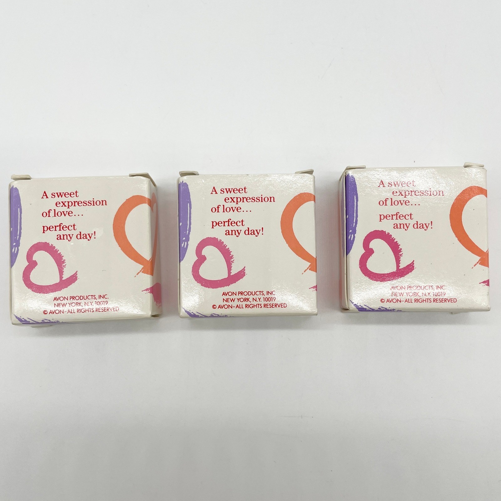 Vintage Avon Bath Soap Heart to Heart 1980s Hugs Kisses Sweetheart Valentines