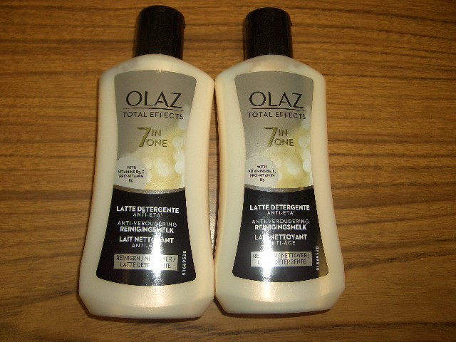 2-OLAY (OLAZ) Total Effects 7 in one Anti-Aging Facial Cleansing Milk 6.7 oz ea