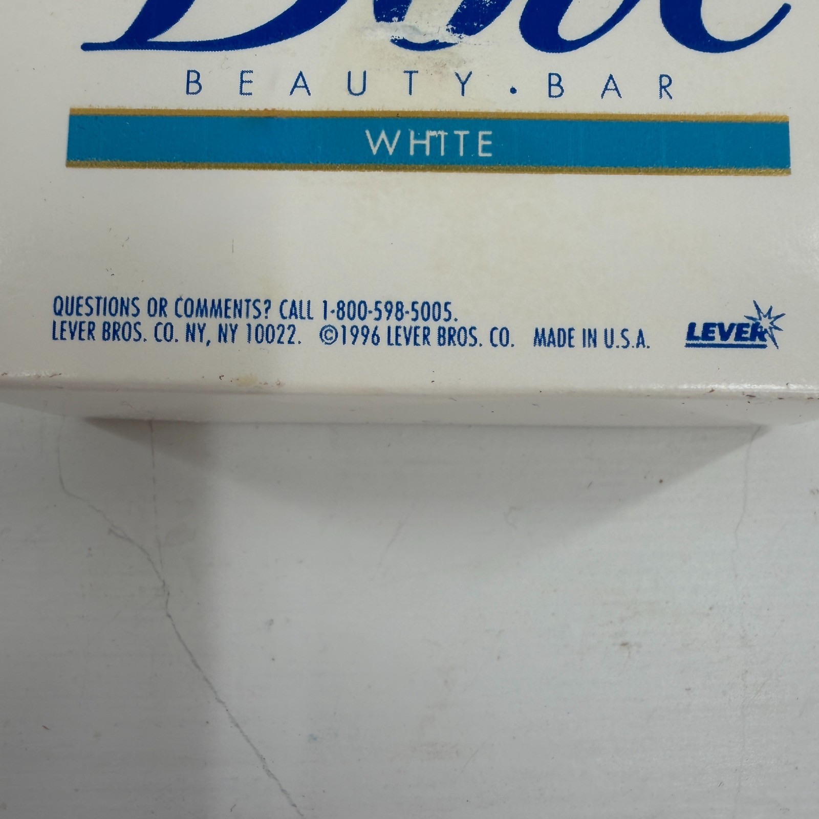 VTG 1996 Dove Beauty Bar Soap Sealed 4.75oz Lever Bros USA New Old Stock Prop Ad