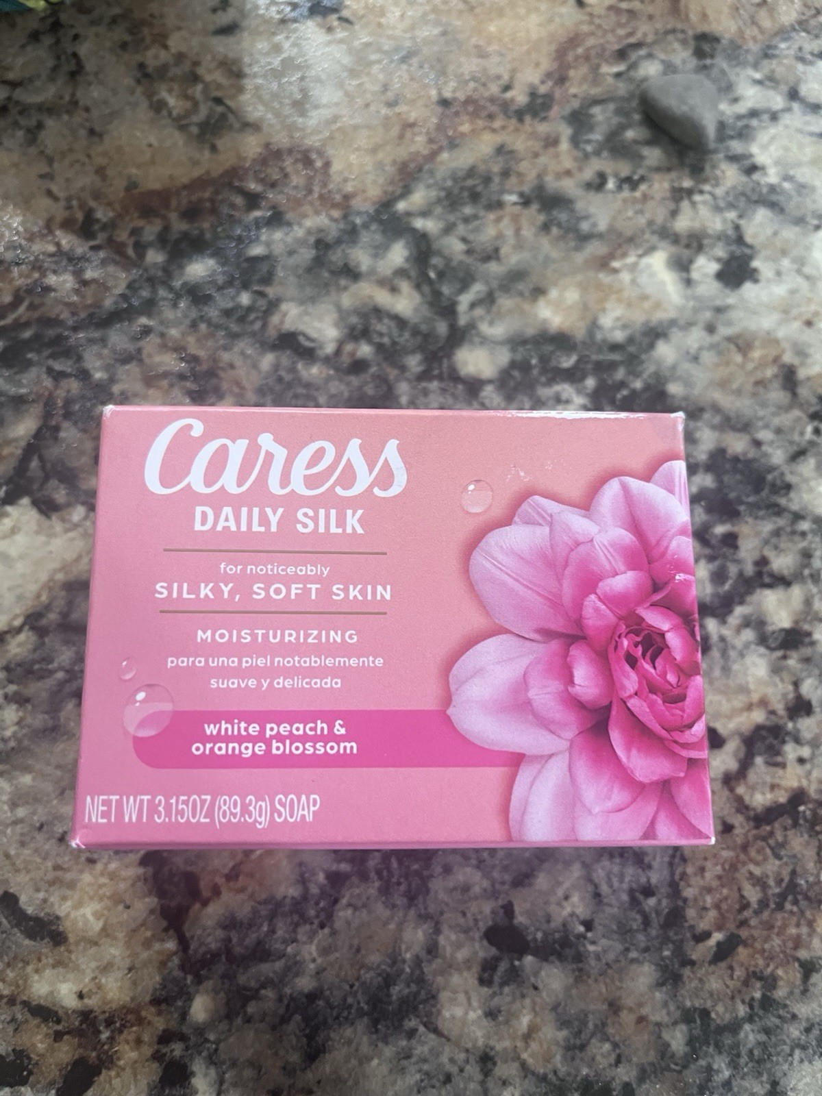 Caress Daily Silk Soap White Peach & Orange Blossom 3.15 oz