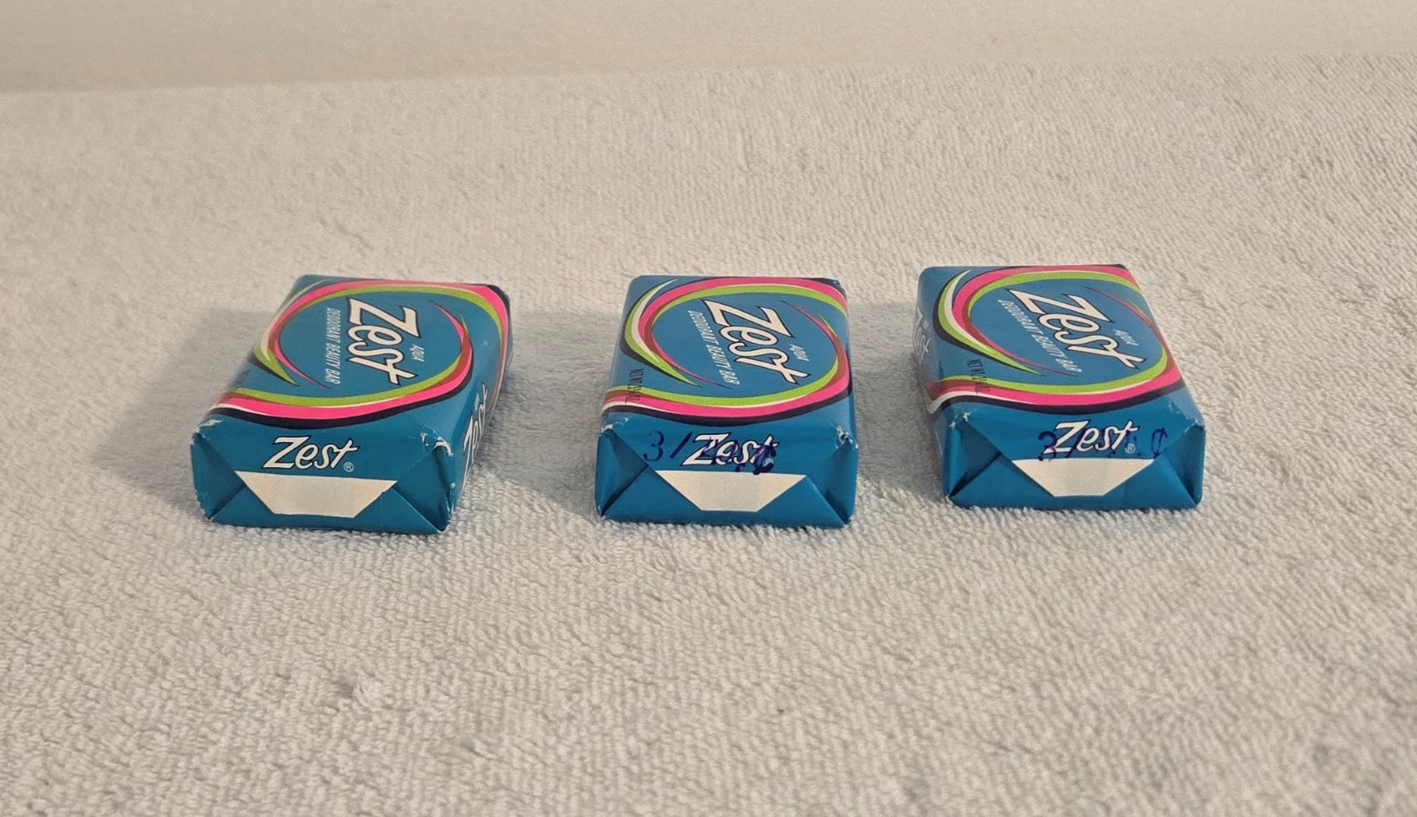 Vintage Zest Aqua Deodorant Beauty Bar Soaps Three 3-3/4 OZ. Bars