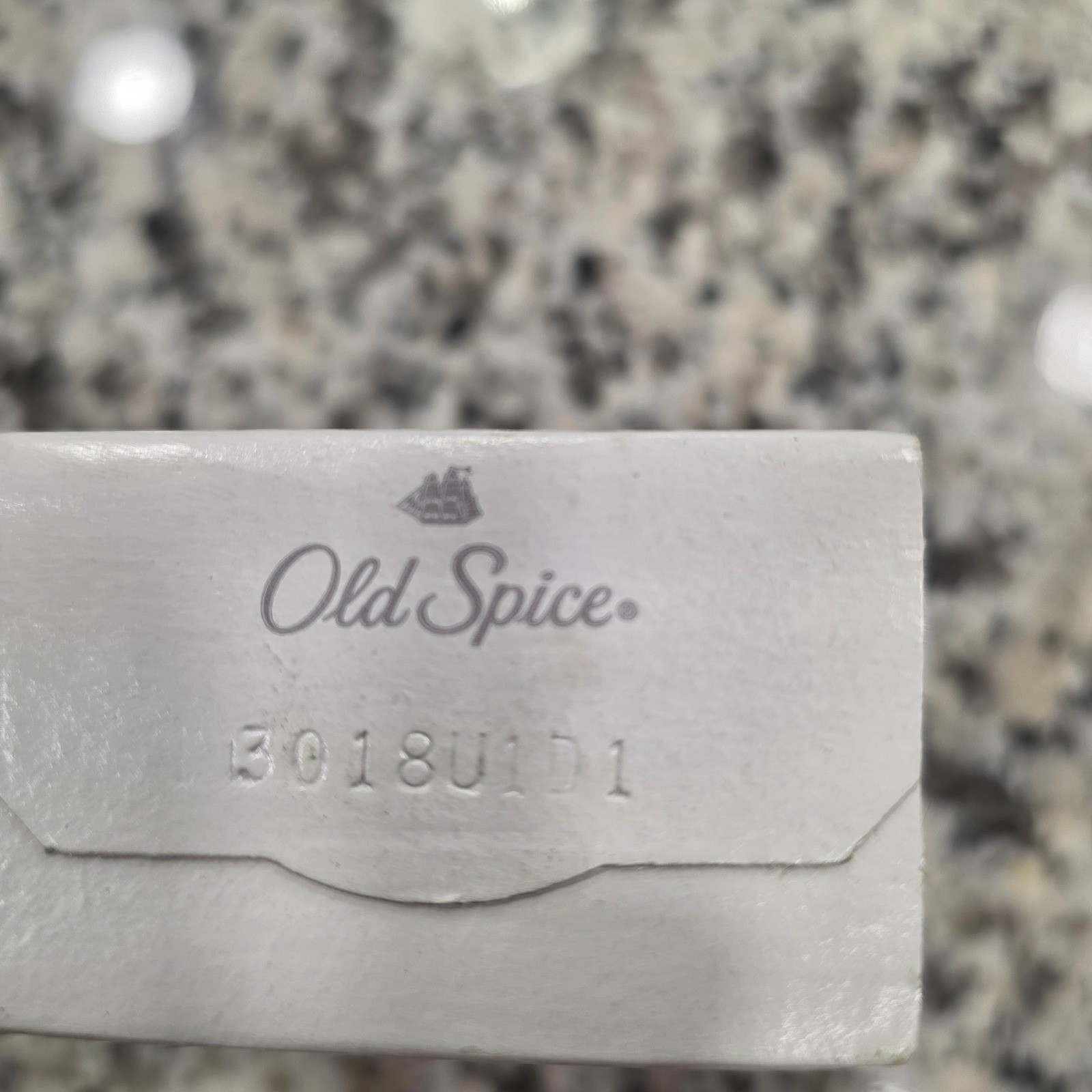 Old Spice Classic Bar Soap 4oz Single Bar 3018U1D1 White Box Clipper Ship Logo