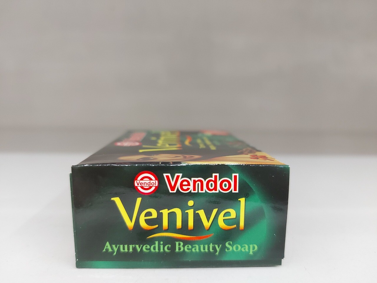 Heble Vendol Venival SandalWood With Aloe Vera,Mangosa,Venivel ,Turmeric Natural