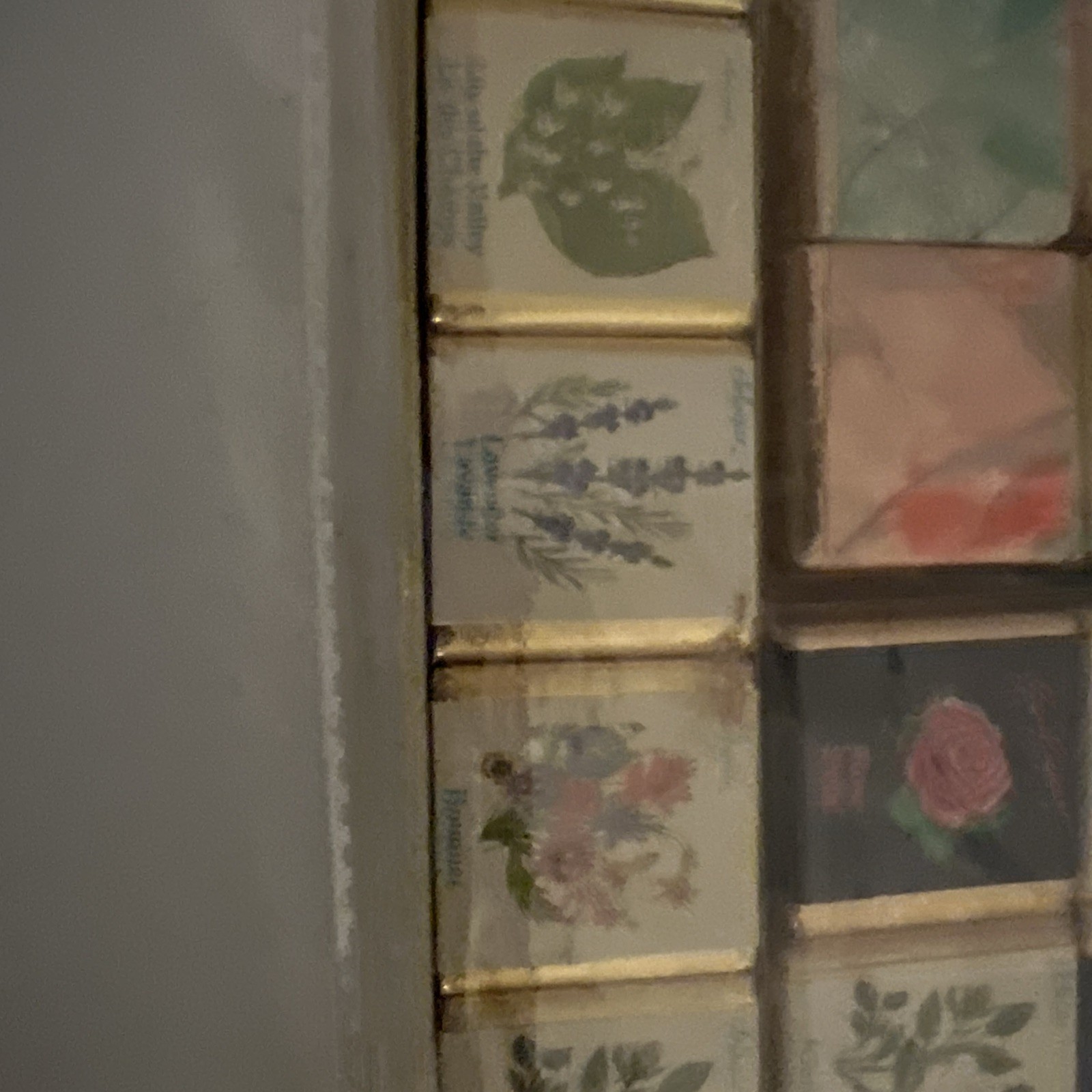 10 Vintage Delagar English Country Floral Bath Cubes + 9 English Unbranded Cubes