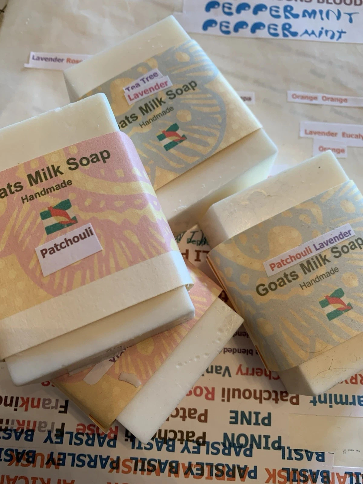 Zelda’s Handmade Goat Milk Soap Bar 5oz – Choose Your Essential Oil Scent
