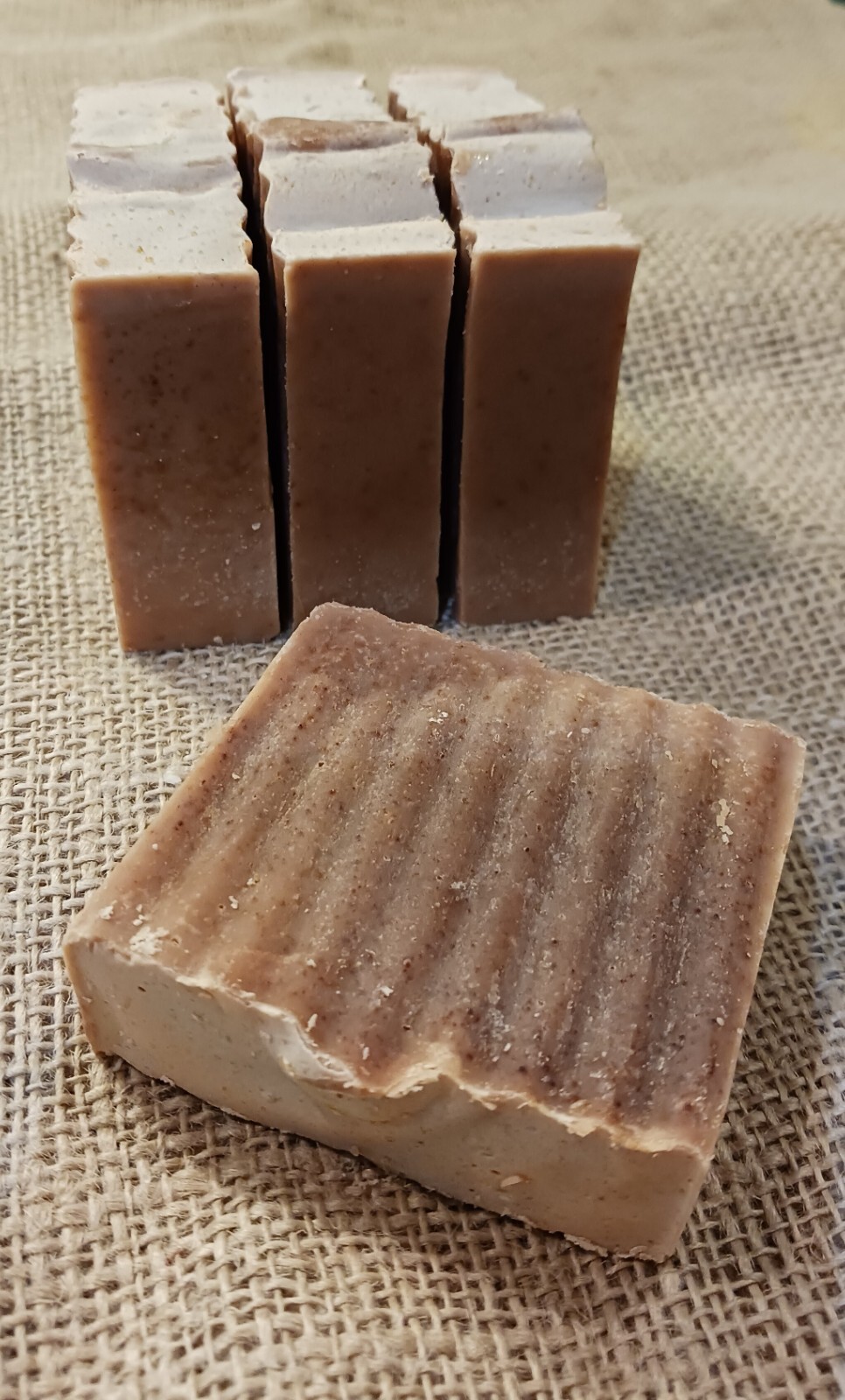 Rose Oil Soap with Rosehips and Rose Clay. Single Bar.