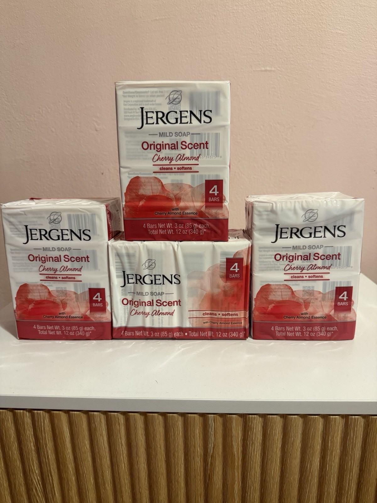 Jergens Mild Bar Soap Cherry Almond, 16 Bars (4-Pack) 3 Oz Each Bar