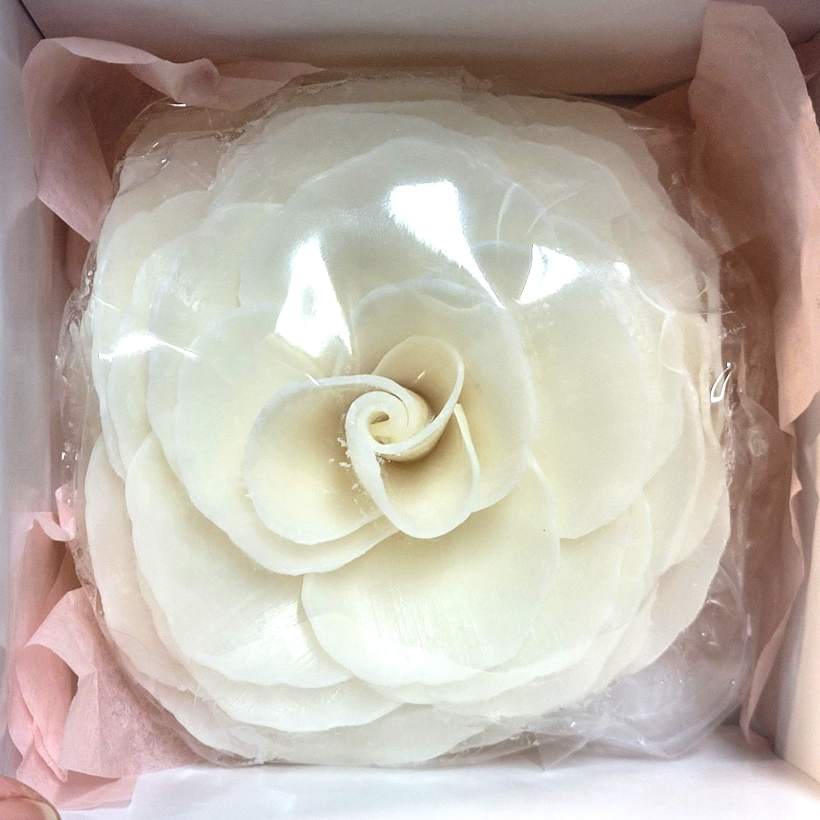 A’Marie’s Bath Flower Shop – Petal Soap Flower Bloom – GRACEFUL DAY GARDENIA