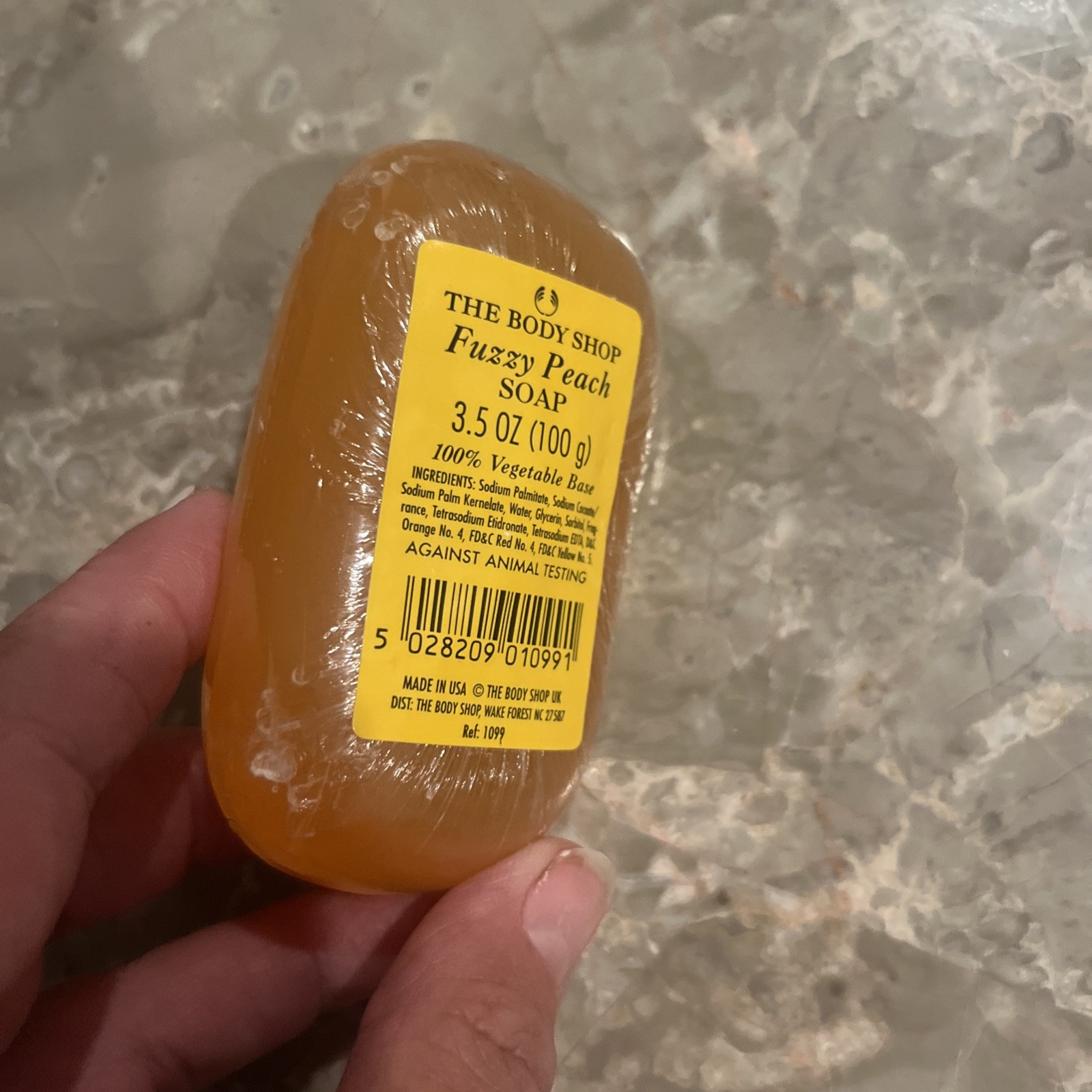 Vintage NEW The Body Shop FUZZY PEACH Bar Soap made in USA
