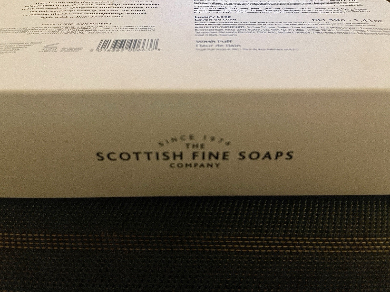 Au Lait Scottish Fine Soaps Pamper Kit NEW Body Wash, Soap, Body Butter, Loofa