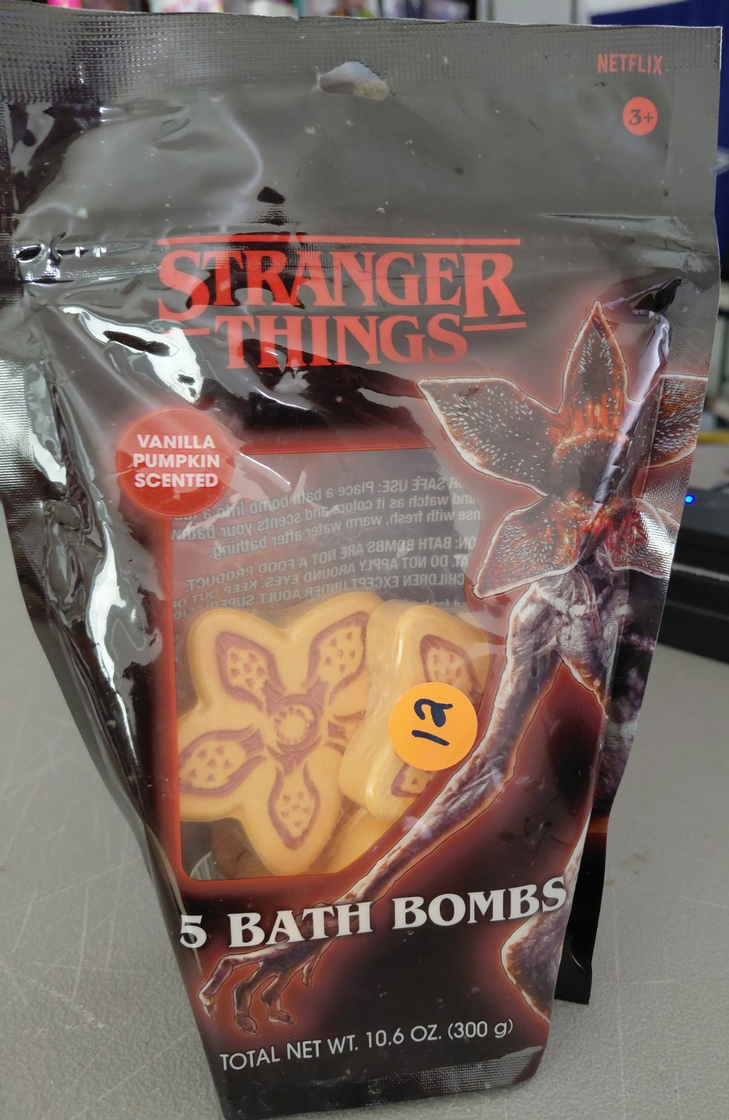 Stranger Things Bath Bombs (Vanilla Pumpkin) 5 ct. 10.6 oz. **SEALED**