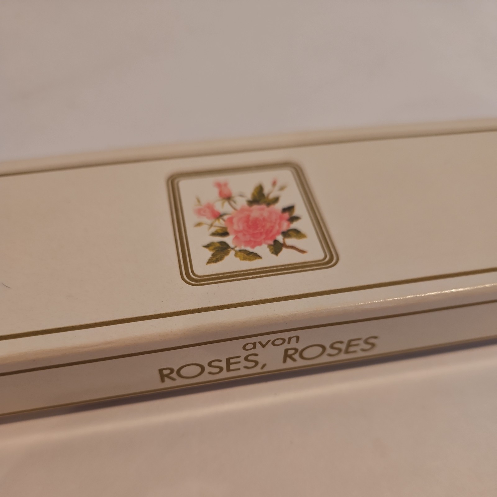 VTG 1983 Avon Roses, Roses floral boxed soap 1 oz each (4pk bundle 4 oz) NIB