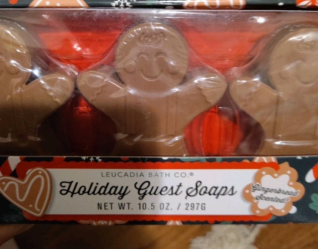 Holiday Guest Soap Gingerbread Men Scented Leucadia Bath Co 10.5 Oz