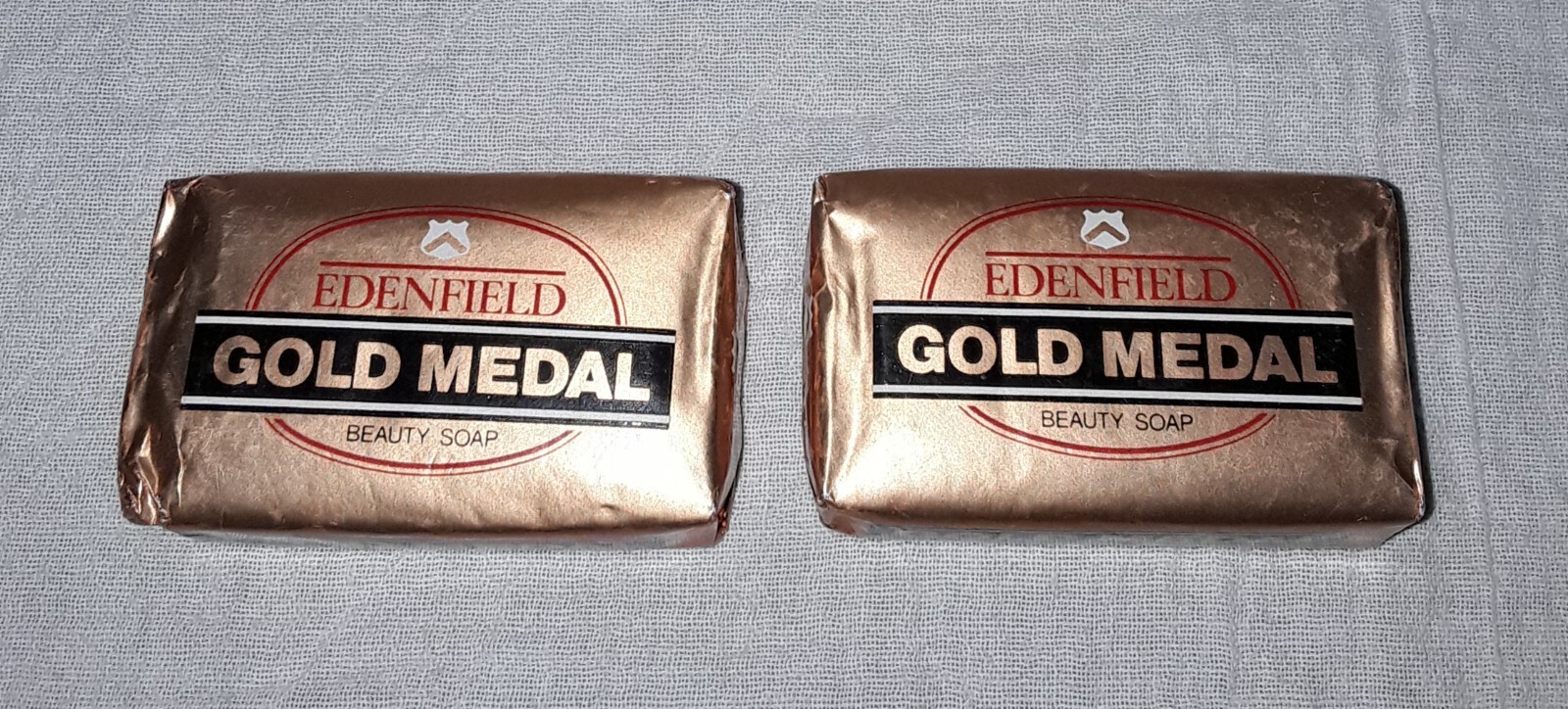 VINTAGE GOLD MEDAL BEAUTY BAR SOAP BY EDENFIELD 3 OZ BARS MILO COSMETICS NOS