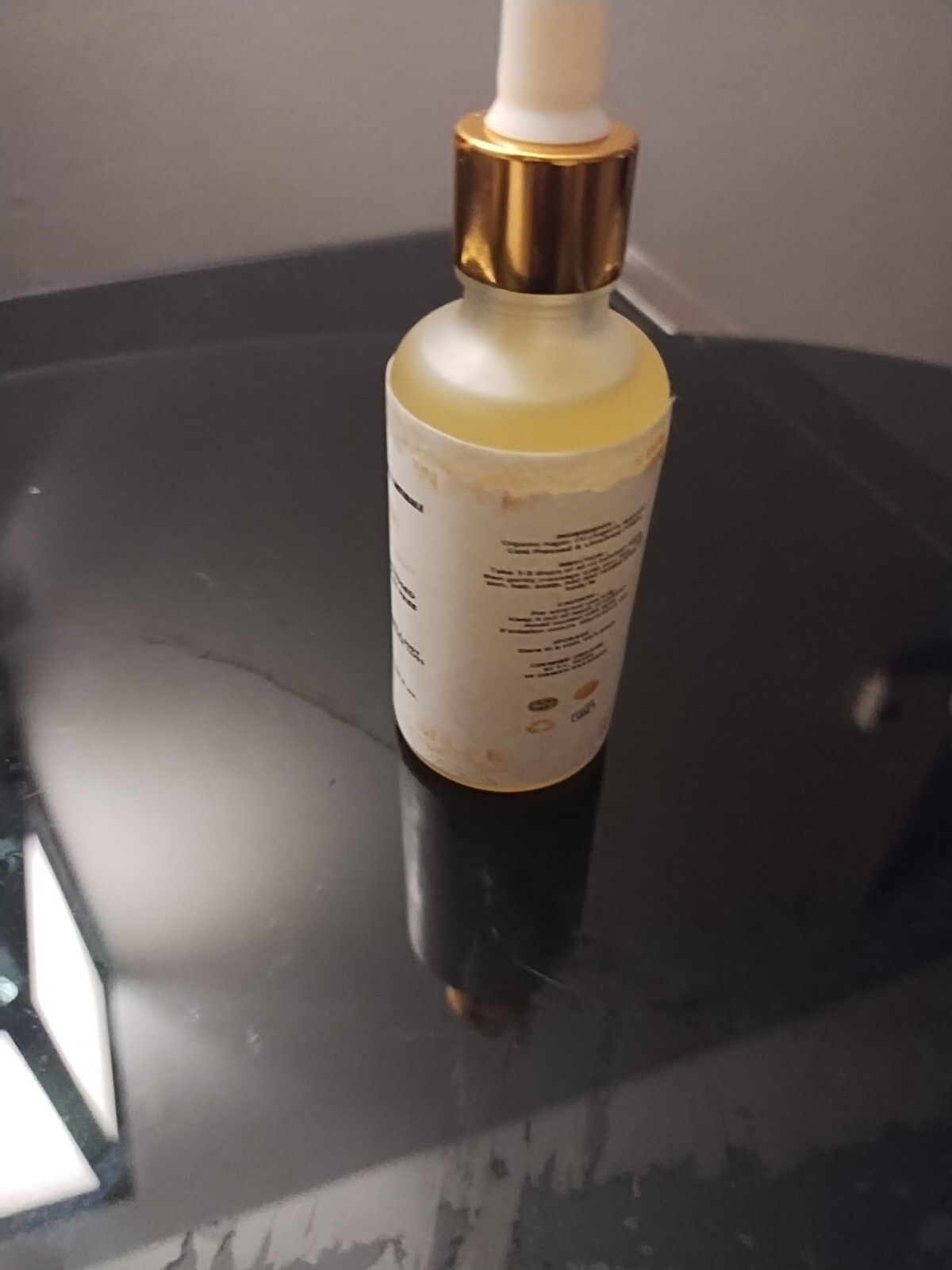 Oil For Hair And Body Comes With Soap For Body. Oil And Soap Come In One Box