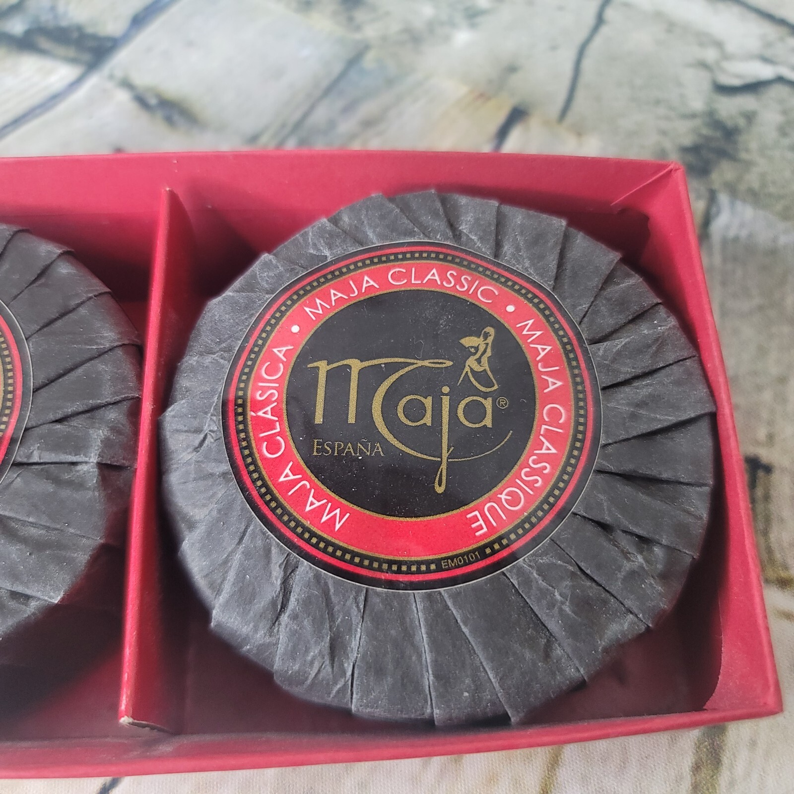 Maja 3 x 4.9 oz Soap 3 Piece Gift Set No Lid Soaps Are Sealed