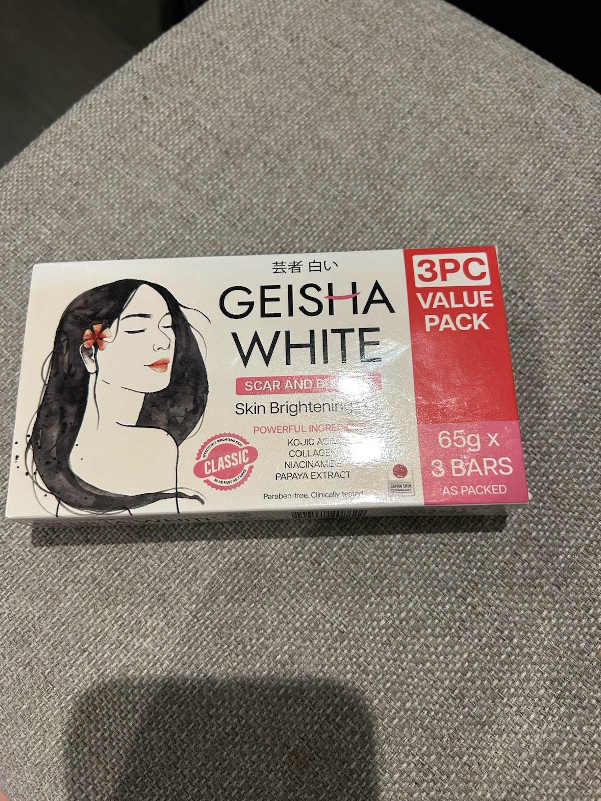 Geisha White Classic 65g/3pack plus free (1) bar