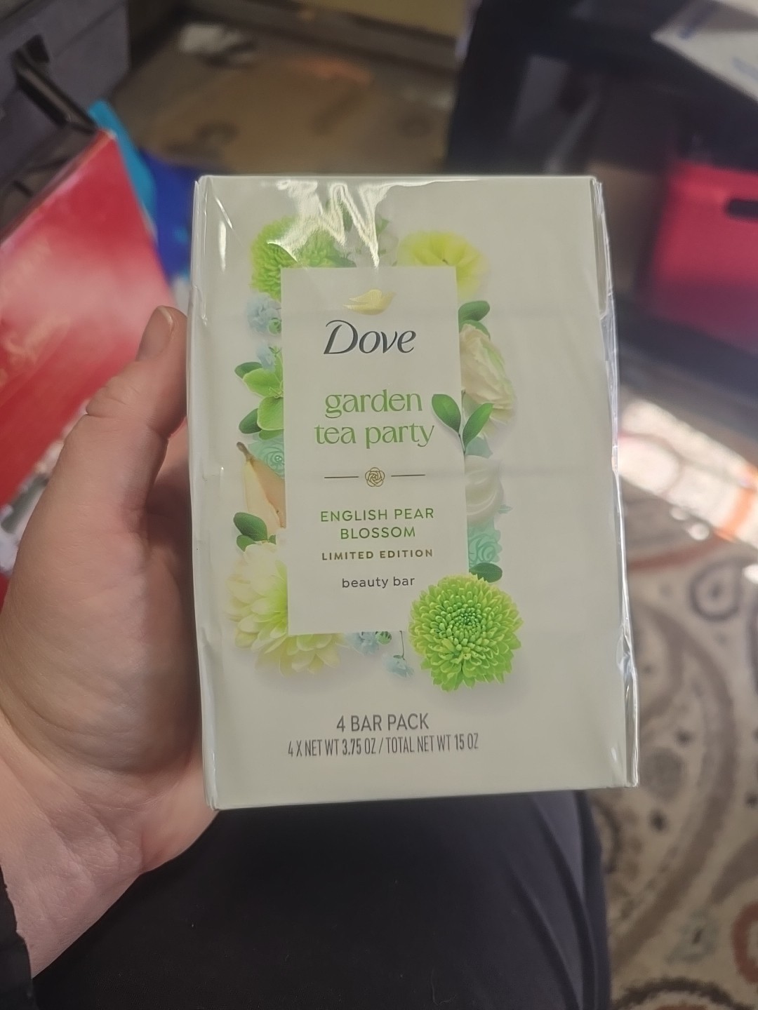 LIMITED EDITION – Dove Garden Tea Party Bar Soap – ENGLISH PEAR BLOSSOM NIPS
