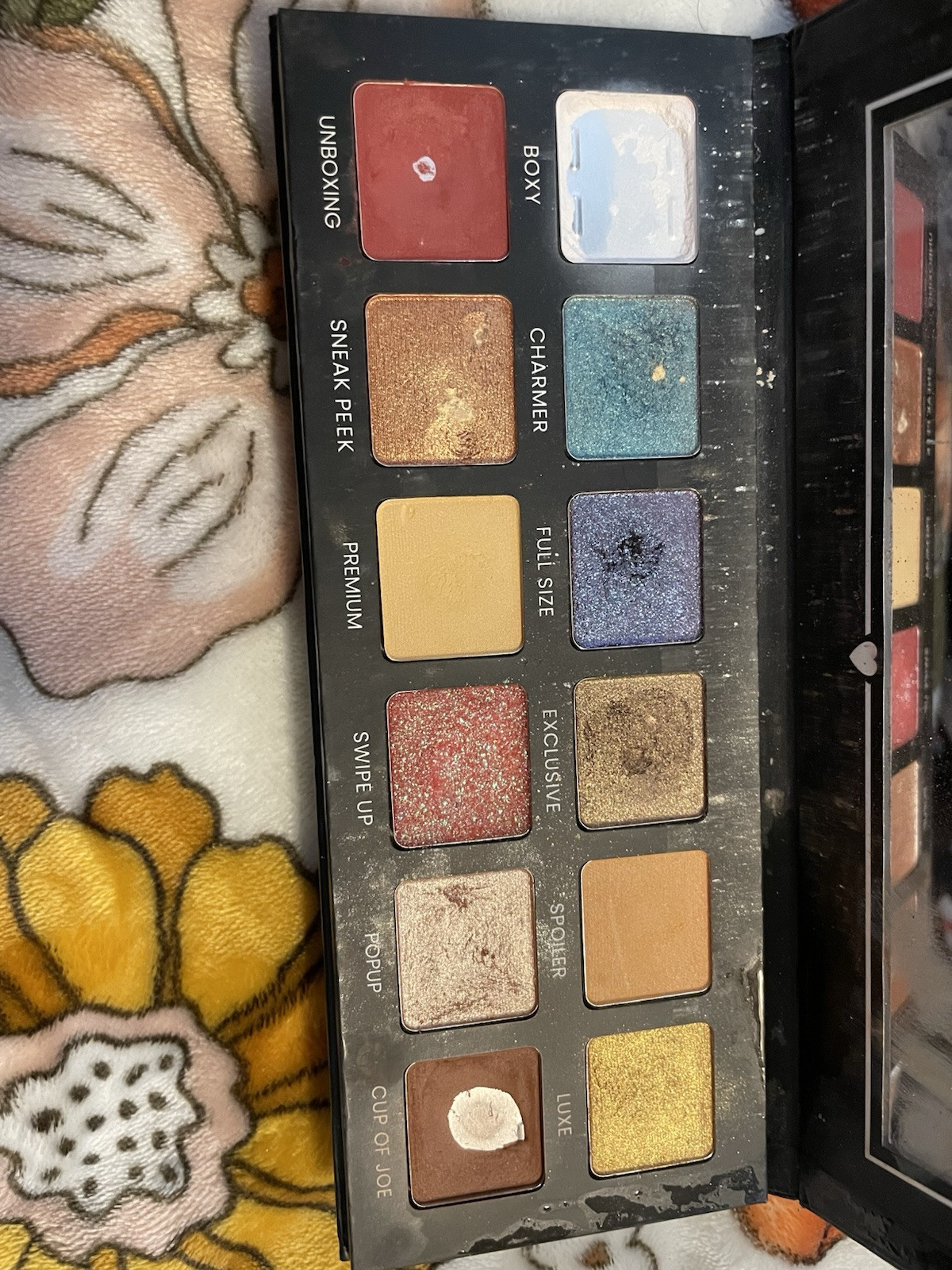 6 Pc Lot Eye Shadows