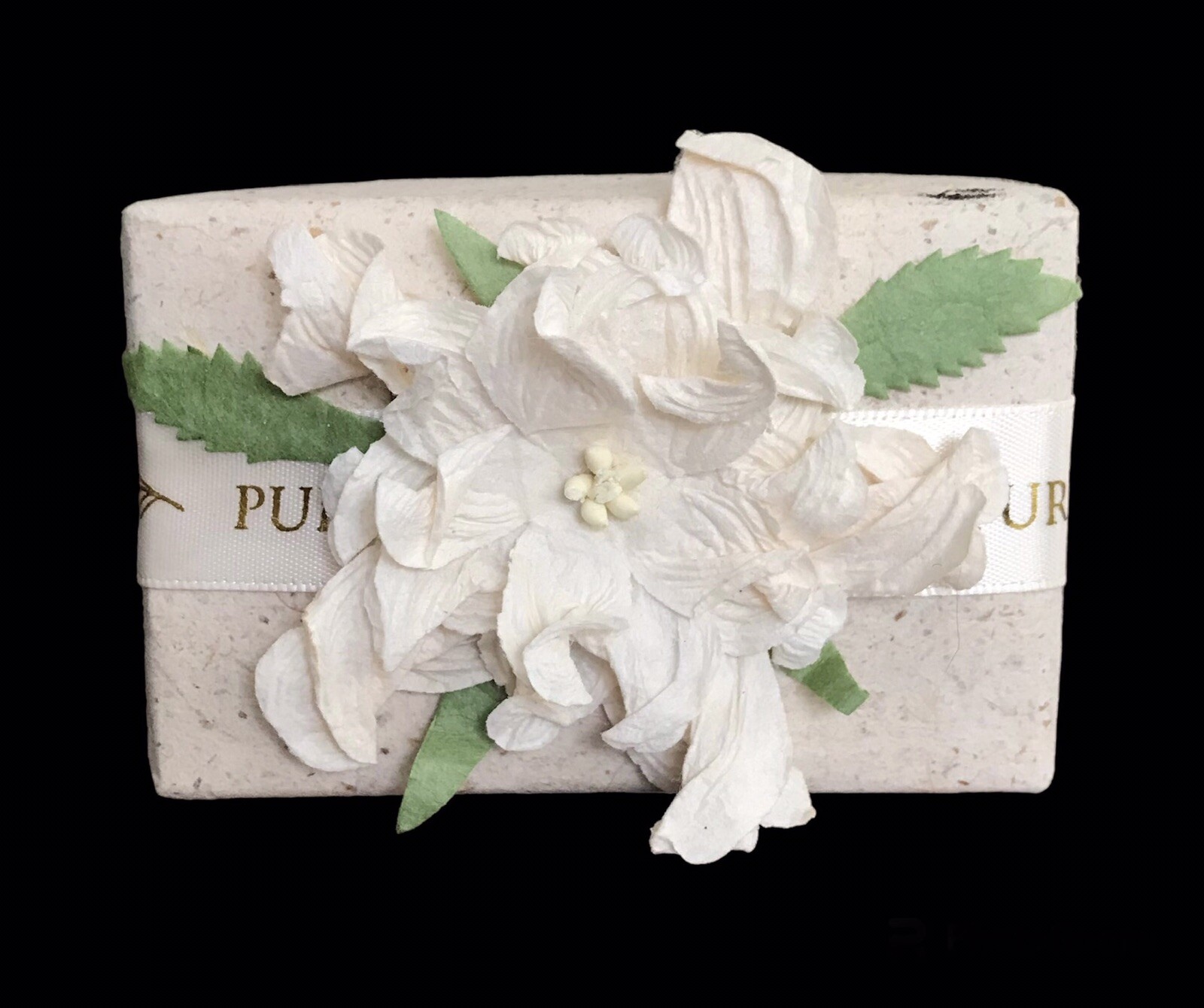 Pure Fiji Handmade Coconut & Lime 3.5O oz Bar Soap