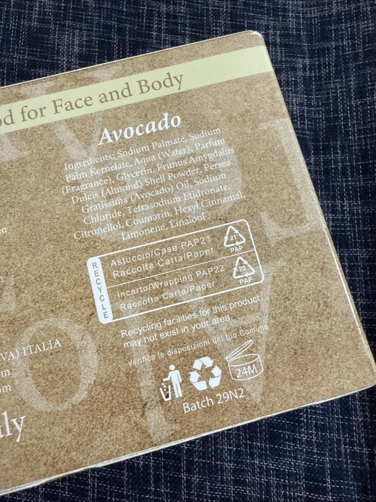 3 PACK Sapone Artigianale Italiano Avocado/ Honey/ Aloe Vera Scrub Soap 15.8 Oz