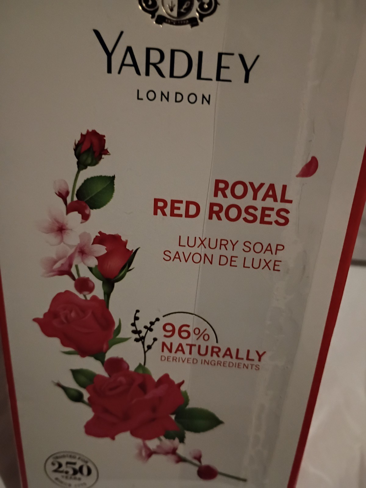 Yardley Royal Red Roses Luxury Soap 96% Natural 3 x 100g Floral Scent