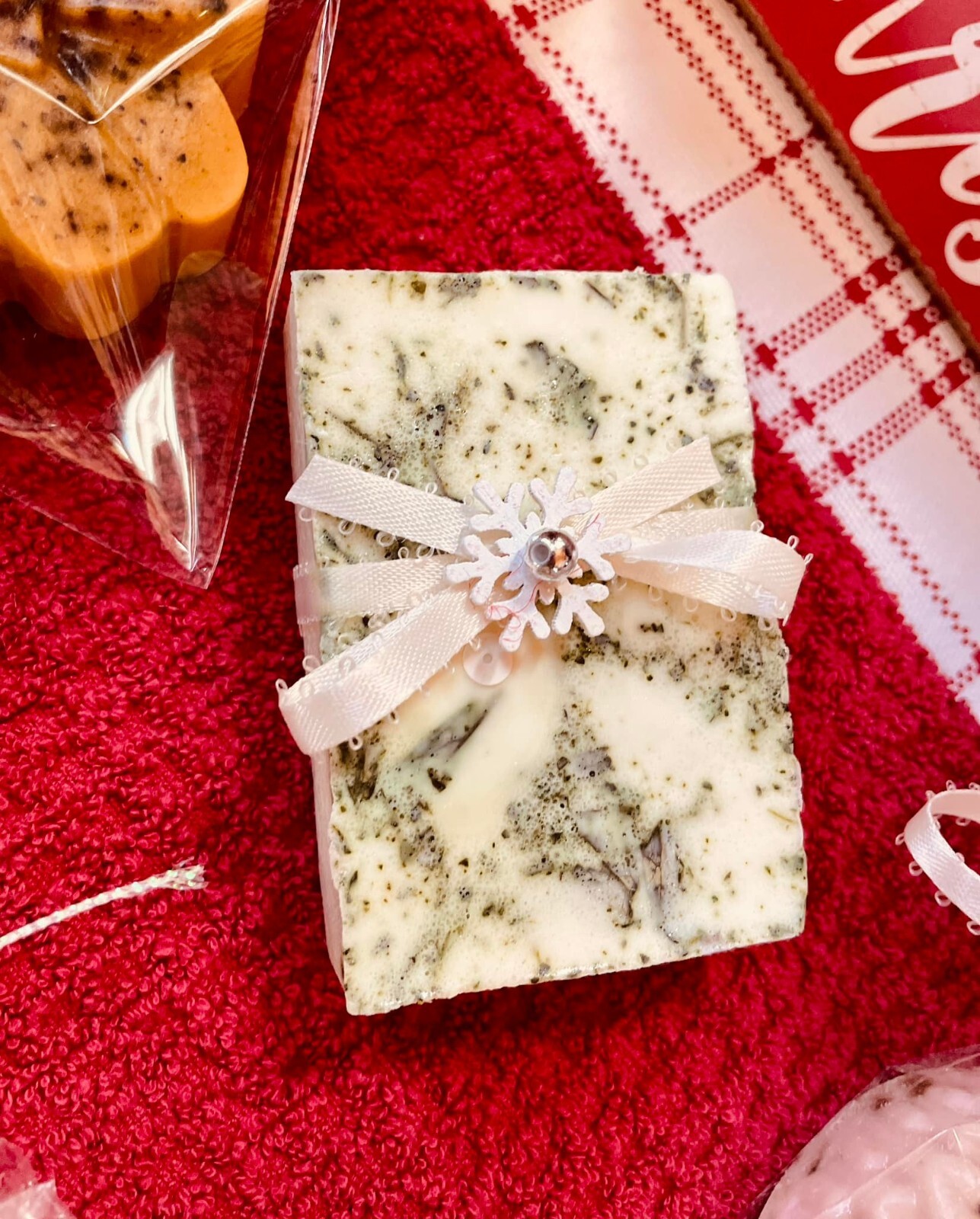 Handmade soap (You choose your scent)