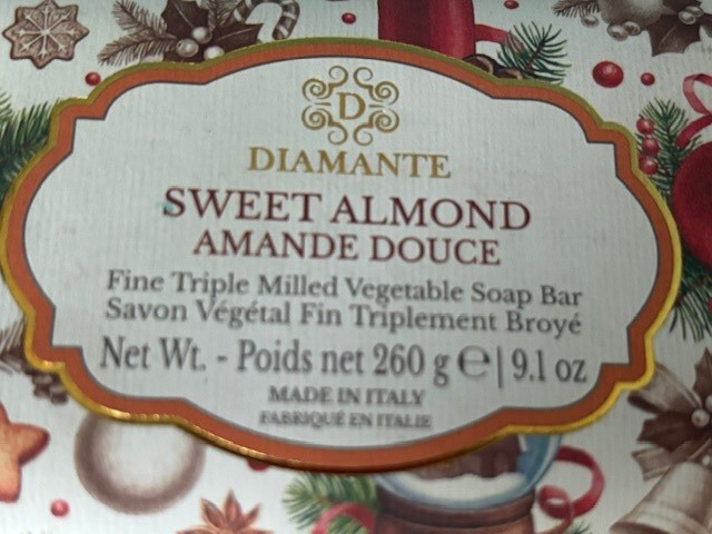 2 NEW DIAMANTE SWEET ALMOND FINE TRIPLE MILLED VEGETABLE SOAP BAR ITALY 9.1 OZ