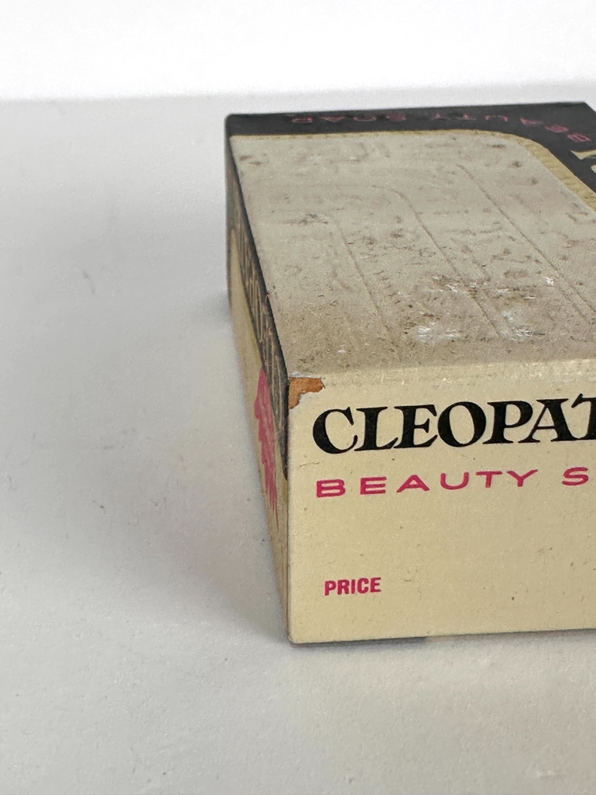 Colgate Palmolive Cleopatra Beauty Soap Bar 25 Cents with 5 Fragrant Oils