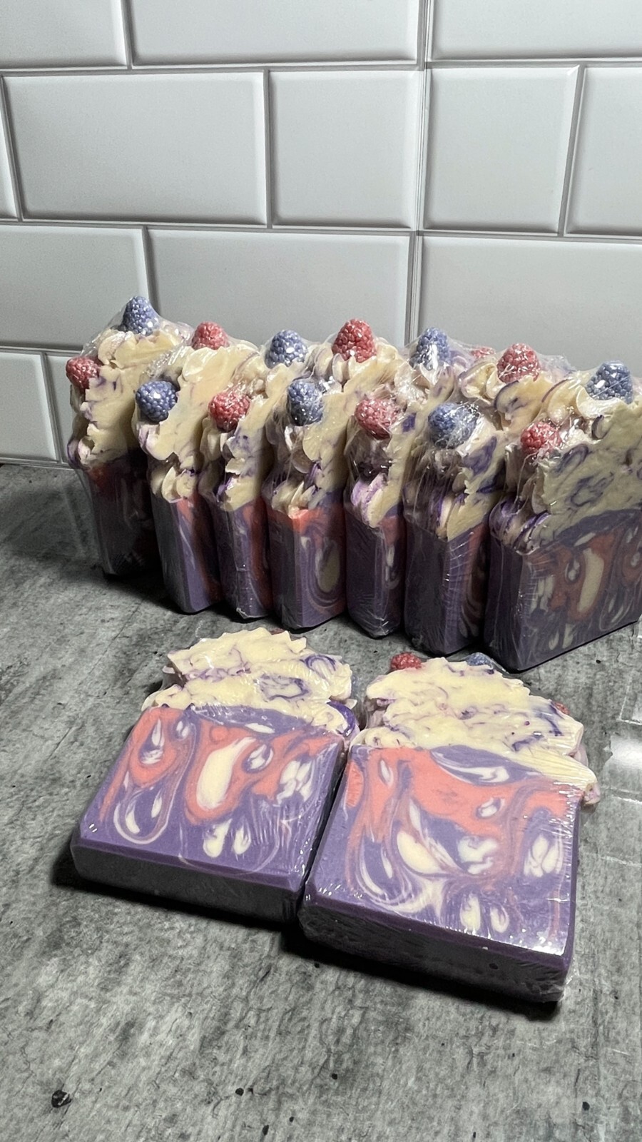 Handmade Black Raspberry Vanilla Soap Gift Scented Cold Process Soap Bar 8.5oz
