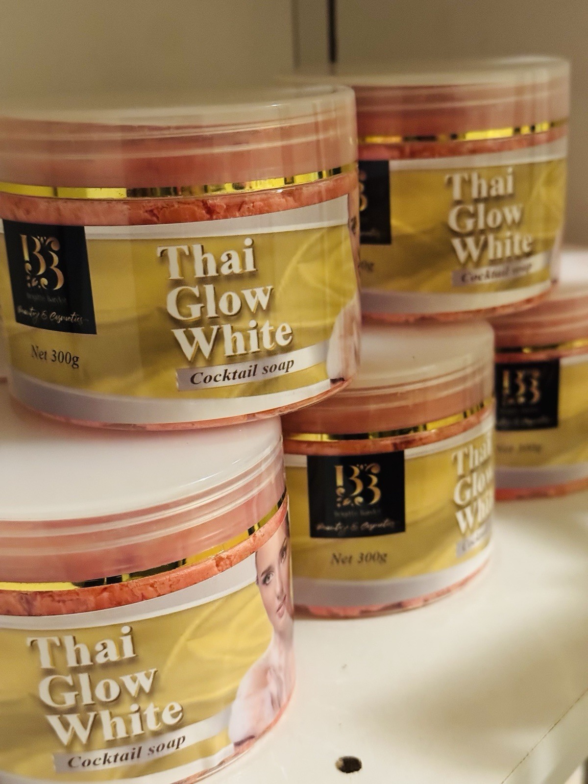 Oshapapra Molato whitning Thai Glow White Handmade Cocktail soap 300gx1