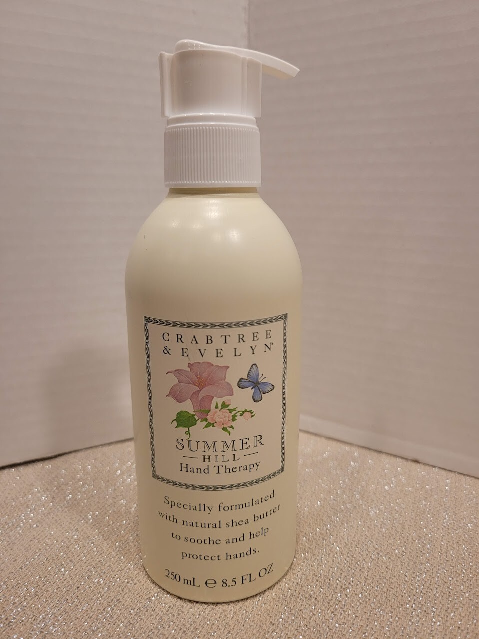NEW Crabtree & Evelyn SUMMER HILL Hand Therapy 250 ml 8.5 FL OZ