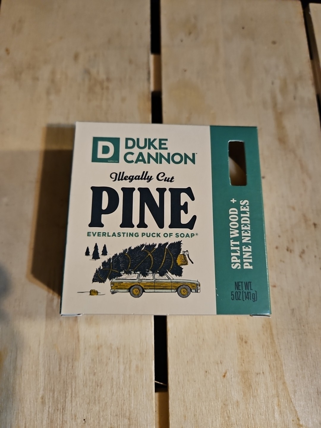 NEW Duke Cannon Men’s Illegally Cut Pine Everlasting Puck Of Soap 5 oz