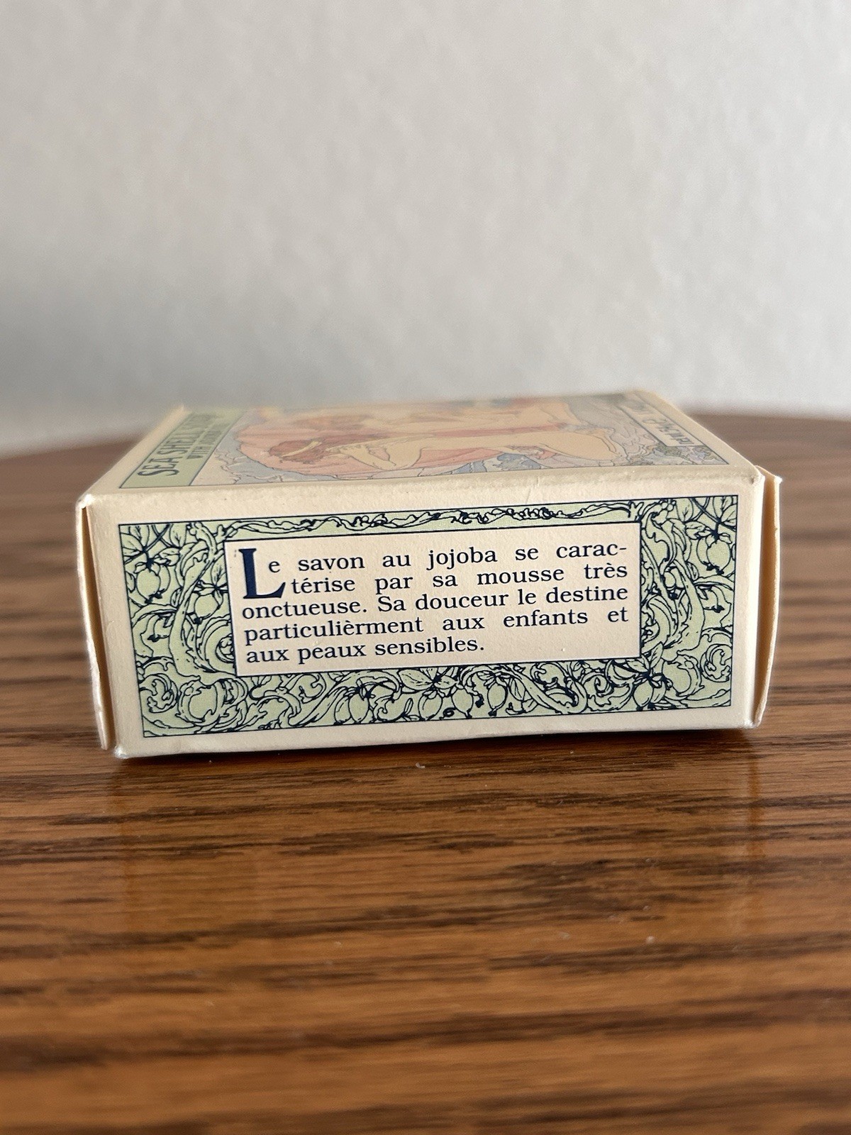 CRABTREE & EVELYN 1978 Sea Shell Soap With Jojoba Oil 54g / 1.9oz
