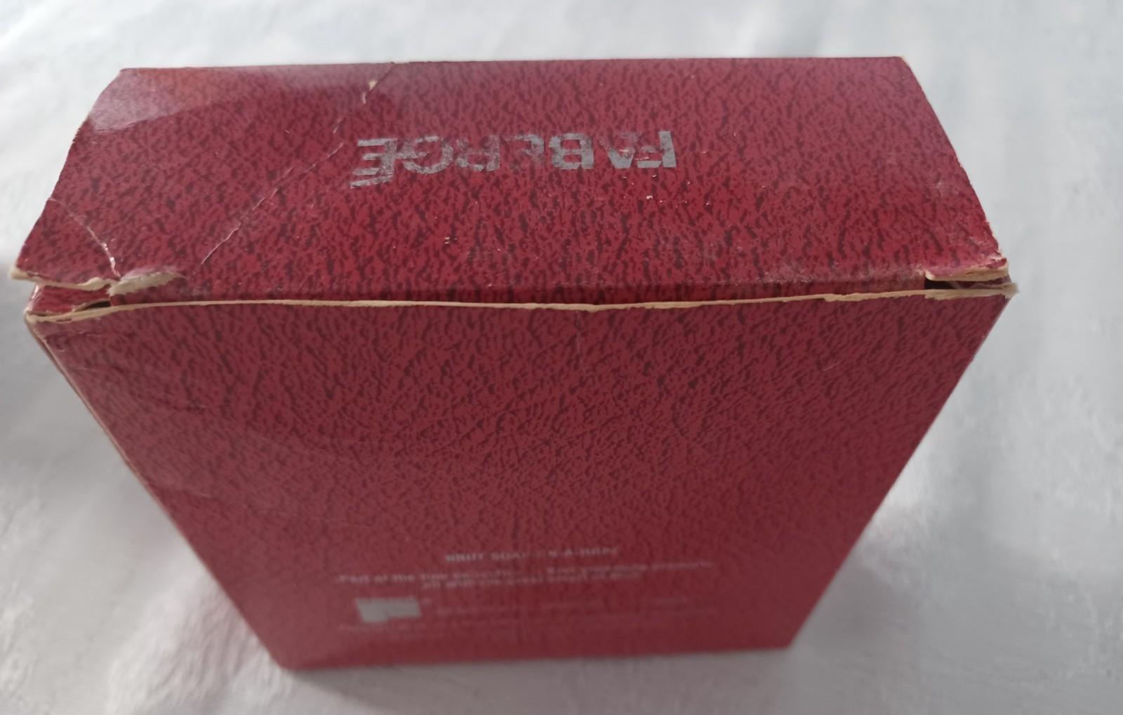 FABERGE BRUT & BRUT 33 SOAP-ON-A-ROPE 2 – 5 OZ. BARS NIB