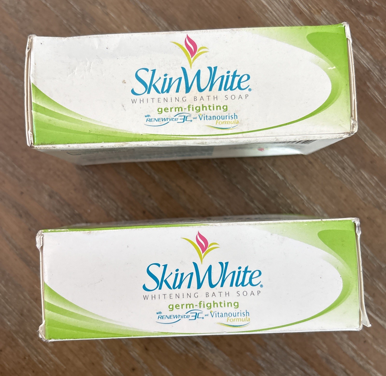 Lot Of 2 Skin White Whitening Bath Soap Germ-Fighting Green Box 4.75oz