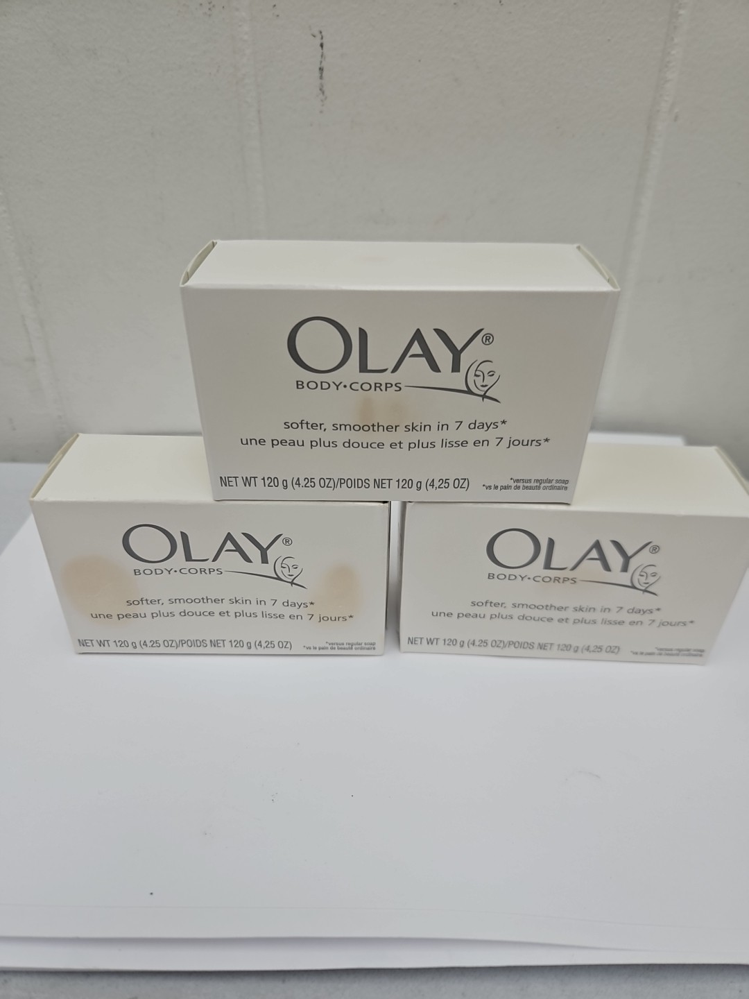 OIL OF OLAY BODY: Facial & Bath Bar: Sealed Lot of 3 (B7)