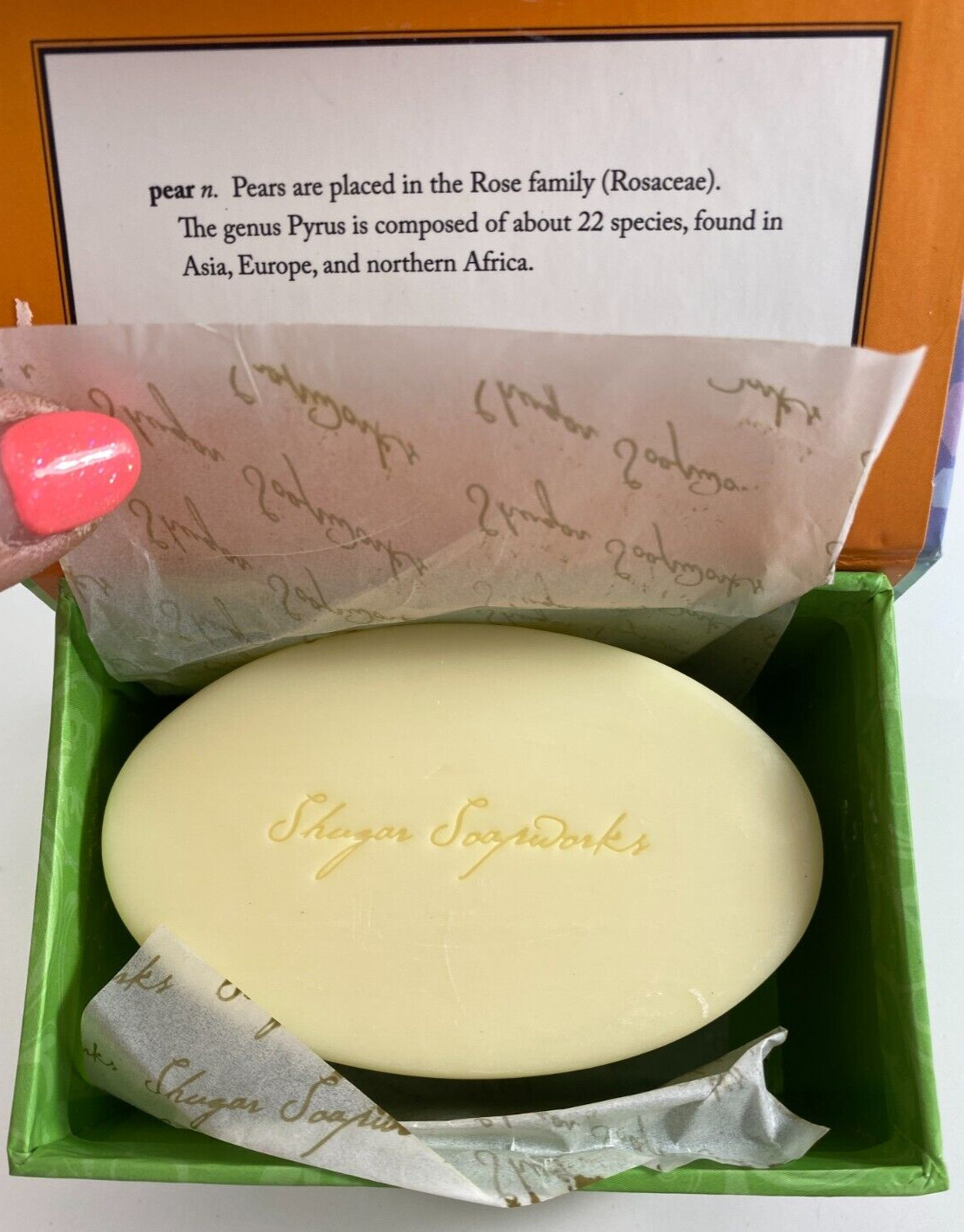 SHUGAR SOAP WORKS 2 Bars Pear Scented Soap 9 Oz Total