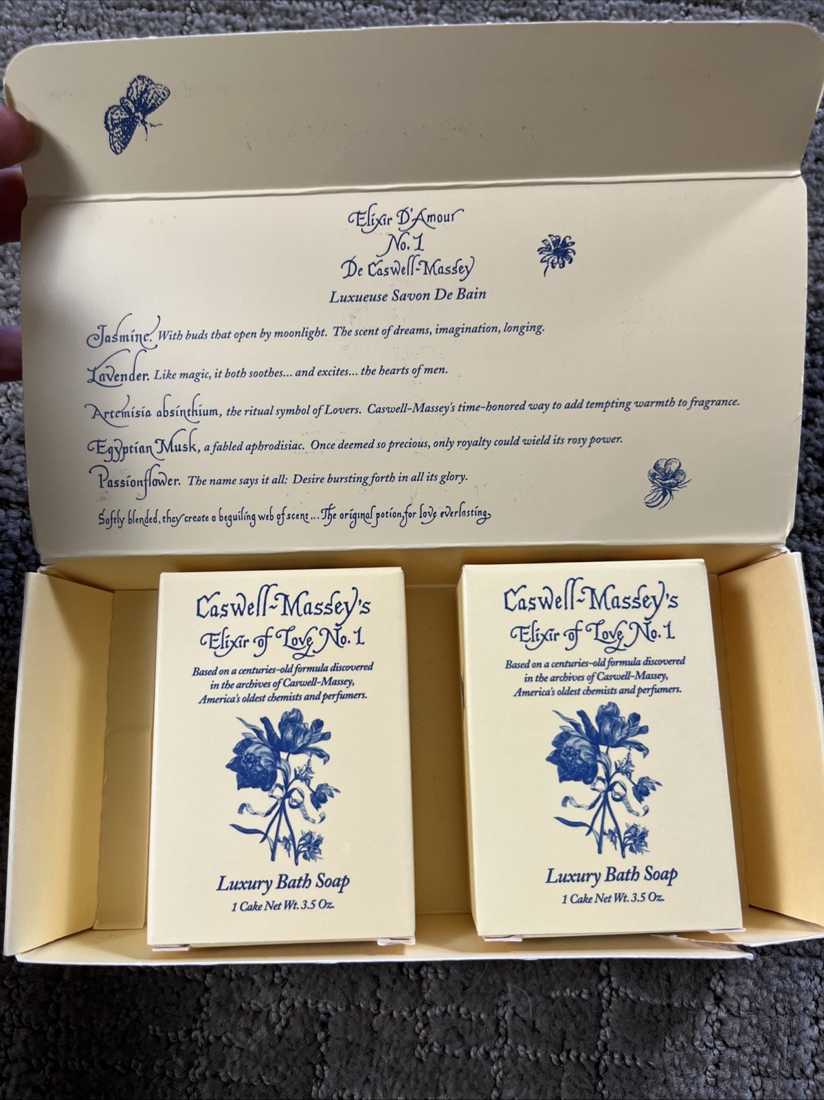 Caswell Massey Elixir of Love No.1 Perfumed Soap 2 Bars With Box