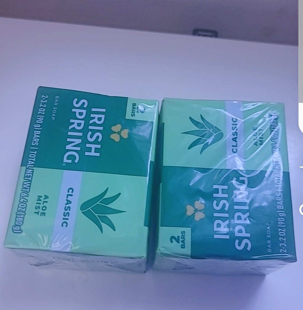 Irish Spring Classic Moisturizing Aloe Mist Bar Soap 2 Bars 6.4 oz (180 g)