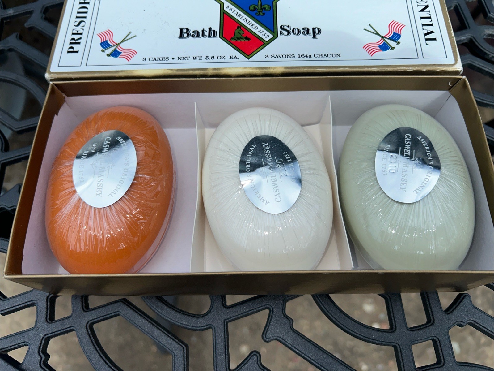 New Caswell Massey 3 Bath Soap Set Presidential 5.8 Oz Each Open Box