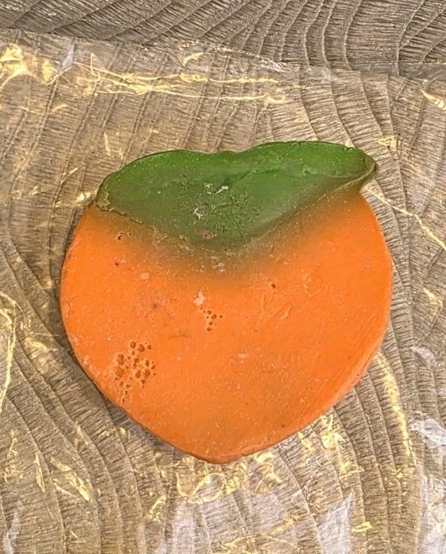 LUSH Peachy Soap Kitchen Exclusive 2.9 oz 85 g (New)