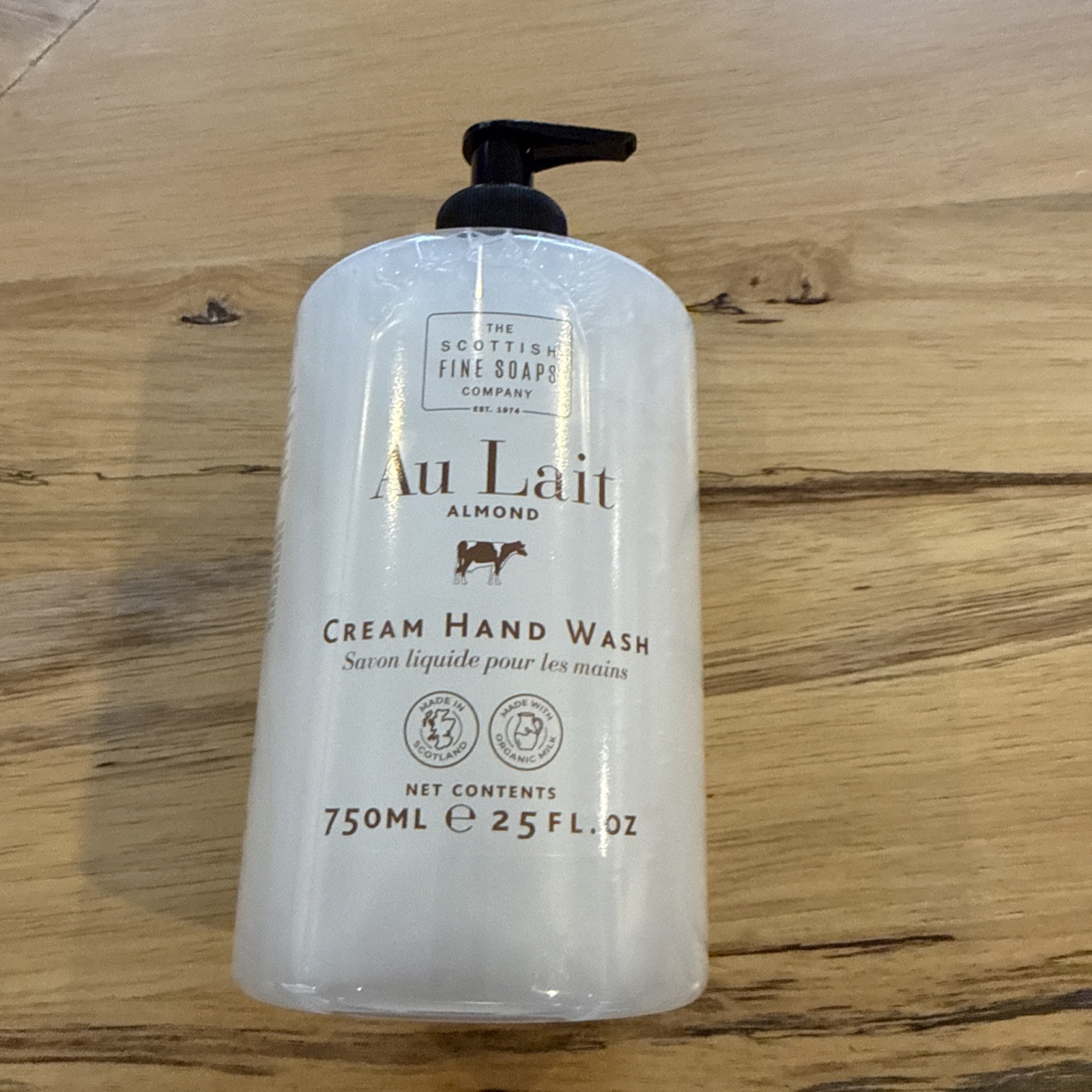 Scottish Fine Soaps Au Lait Almond Cream Hand Wash 750ml 25oz