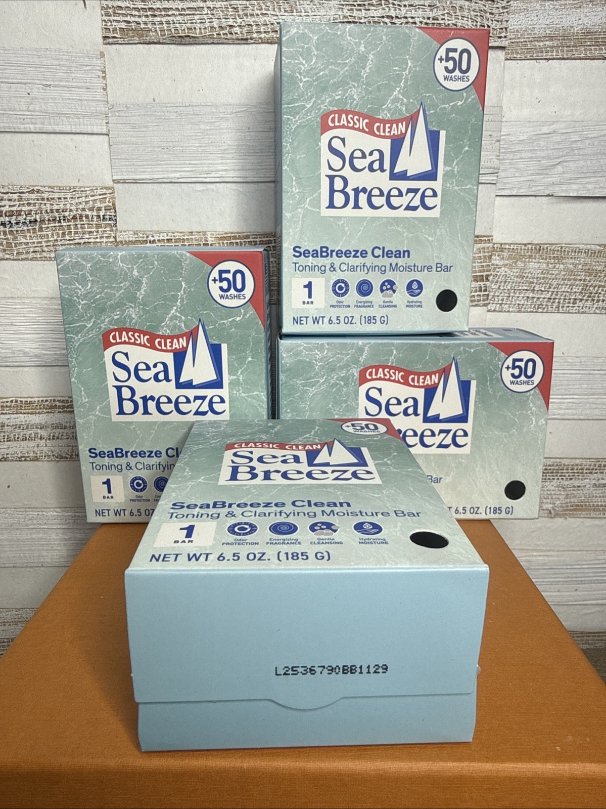 Sea Breeze Classic Clean, Toning Clarifying Moisure Bar, 6.5oz, Lot of 4